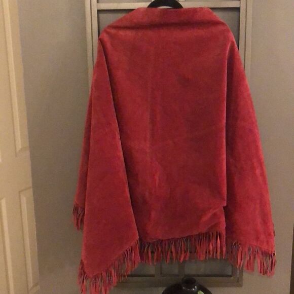 Spiegel vintage Cranberry SUEDE Cape with fringe. - Picture 7 of 8